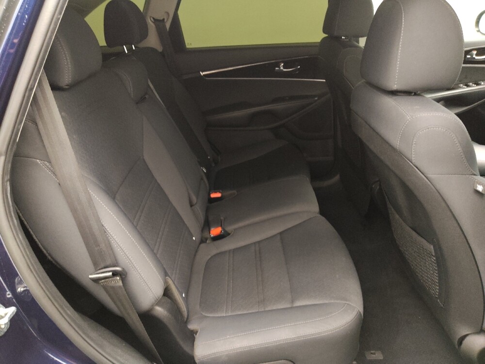 2019 Kia Sorento in Houston, TX 77074 - 18117231 19