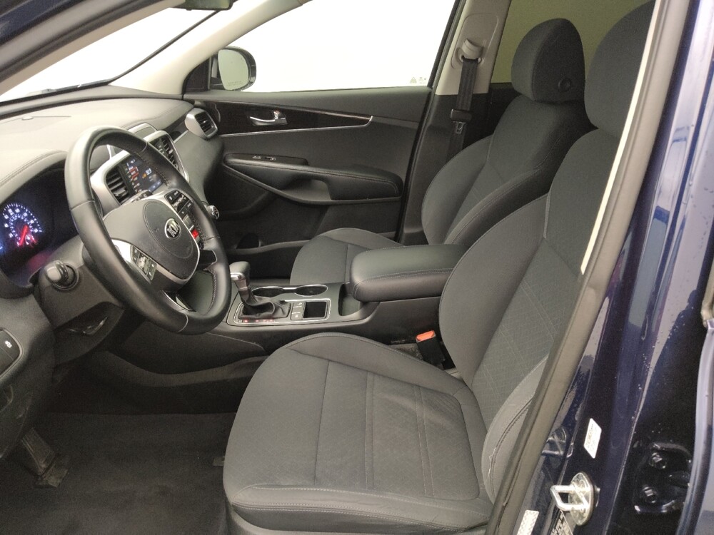 2019 Kia Sorento in Houston, TX 77074 - 18117231 17