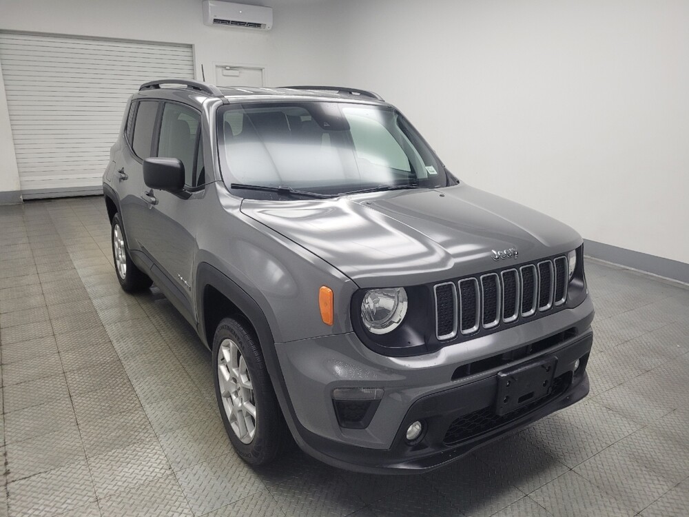 2022 Jeep Renegade in Indianapolis, IN 46222 - 18117233 13