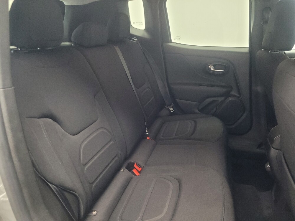 2022 Jeep Renegade in Indianapolis, IN 46222 - 18117233 19