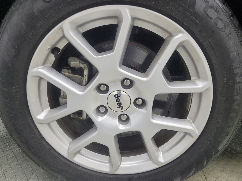 2022 Jeep Renegade in Indianapolis, IN 46222 - 18117233 31