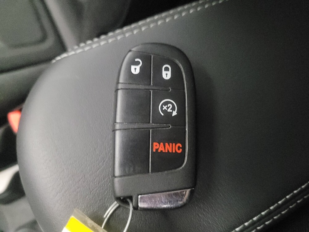 2022 Jeep Renegade in Indianapolis, IN 46222 - 18117233 32