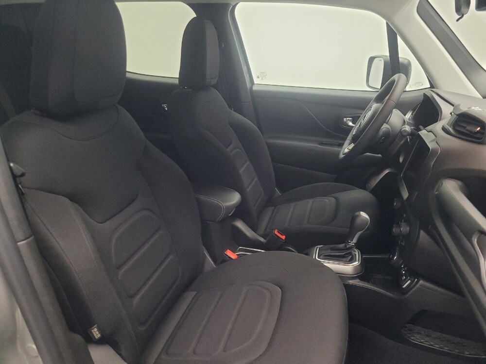 2022 Jeep Renegade in Indianapolis, IN 46222 - 18117233 21