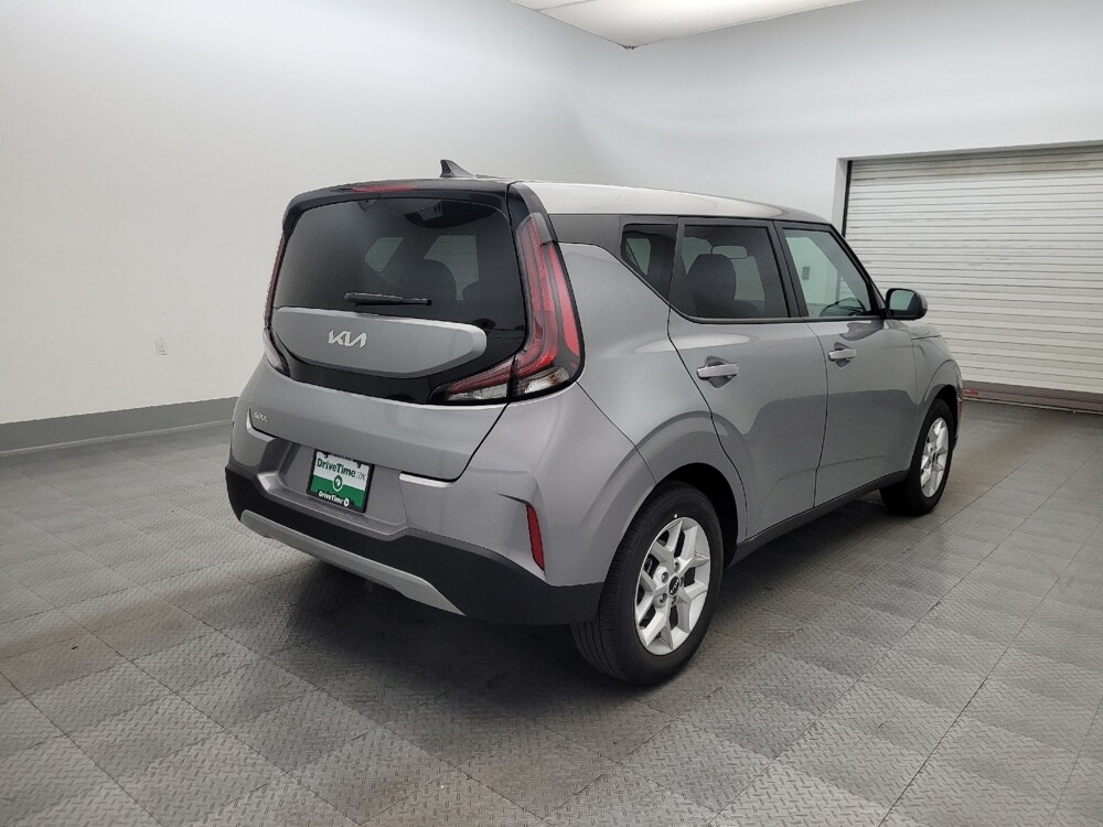 2025 Kia Soul in Chandler, AZ 85225 - 18117234 9