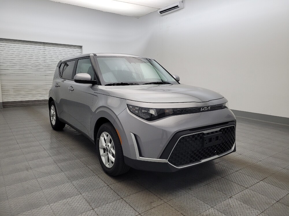 2025 Kia Soul in Chandler, AZ 85225 - 18117234 13