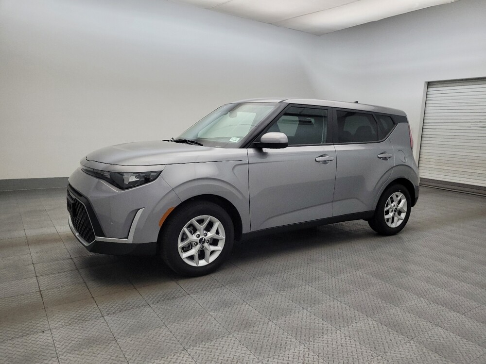 2025 Kia Soul in Chandler, AZ 85225 - 18117234 2
