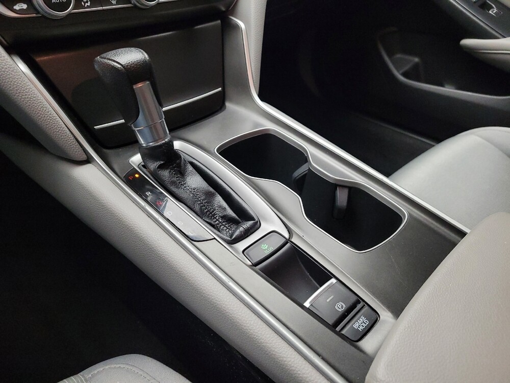 2019 Honda Accord in Eastpointe, MI 48021 - 18117236 26