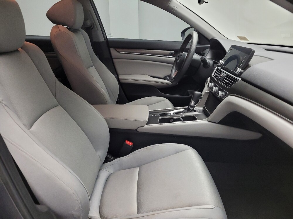 2019 Honda Accord in Eastpointe, MI 48021 - 18117236 21