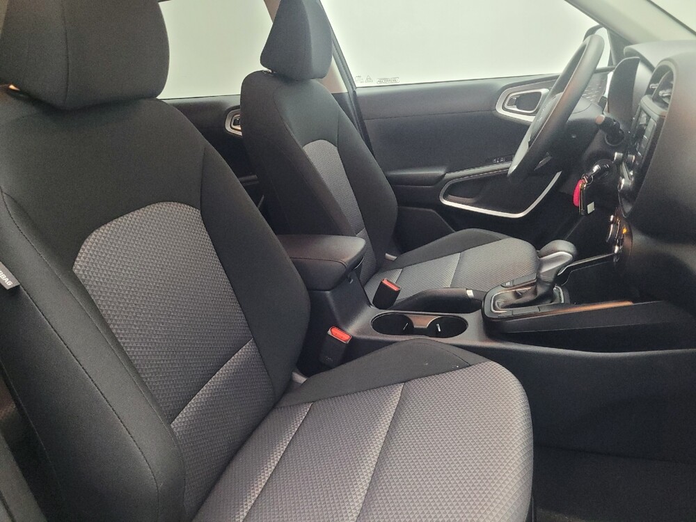 2025 Kia Soul in Duluth, GA 30096 - 18117242 21