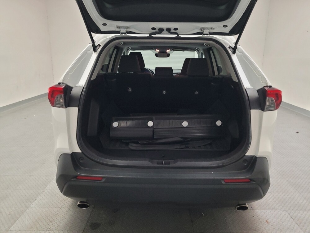 2019 Toyota RAV4 in Downey, CA 90241 - 18117248 29