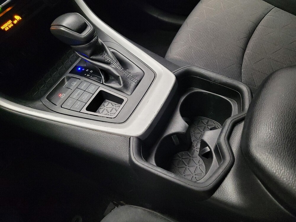 2019 Toyota RAV4 in Downey, CA 90241 - 18117248 26