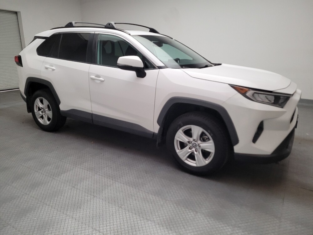 2019 Toyota RAV4 in Downey, CA 90241 - 18117248 11