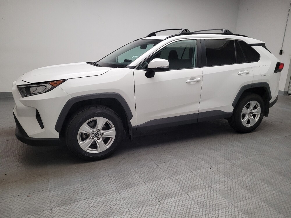 2019 Toyota RAV4 in Downey, CA 90241 - 18117248 2