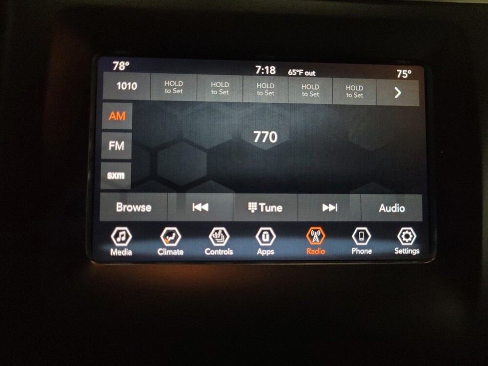 2019 Jeep Cherokee in Owings Mills, MD 21117 - 18117251 25