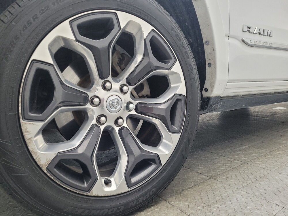 2019 RAM 1500 in Kissimmee, FL 34744 - 18117256 31