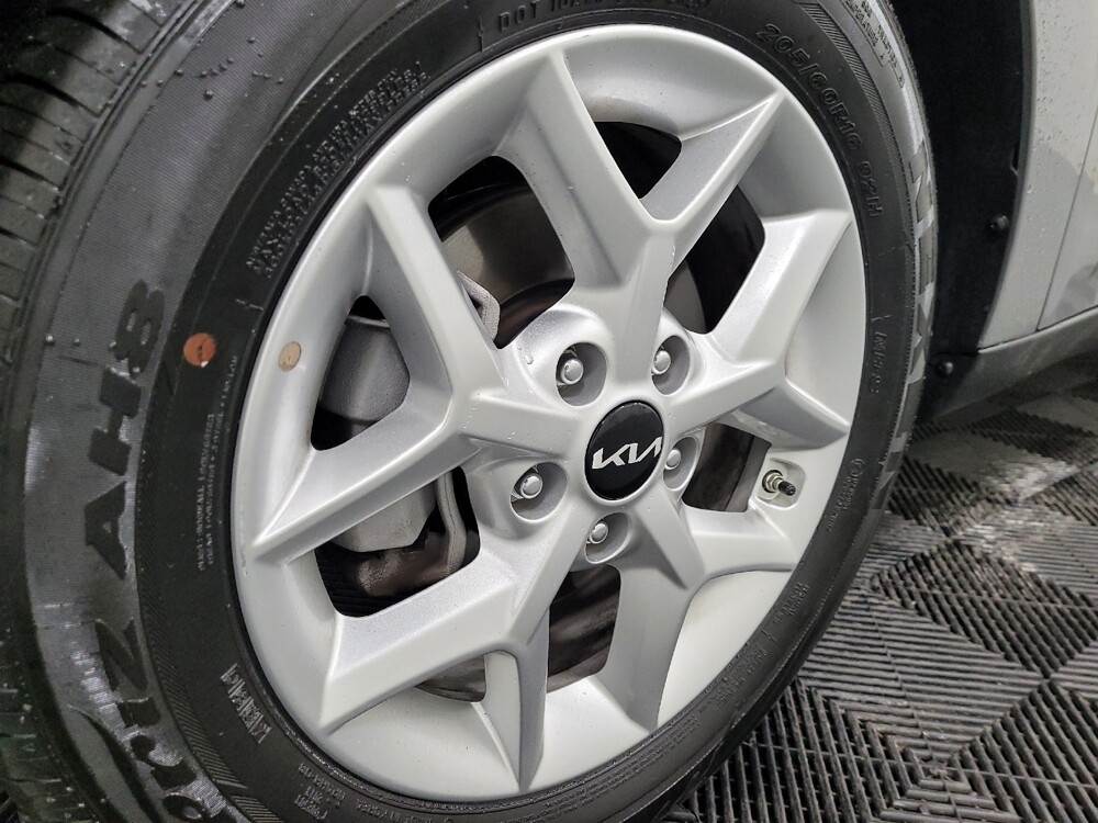 2025 Kia Soul in Allentown, PA 18103 - 18117261 31