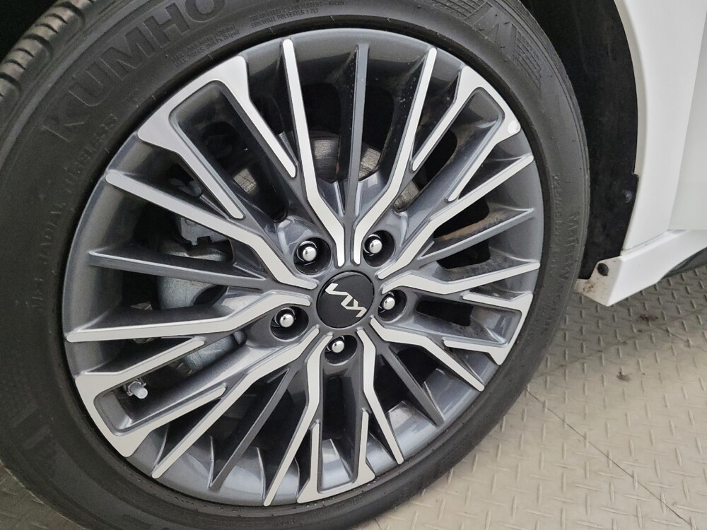 2023 Kia Forte in Langhorne, PA 19047 - 18117271 31