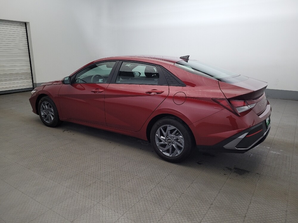 2024 Hyundai Elantra in Plymouth Meeting, PA 19462 - 18117273 3