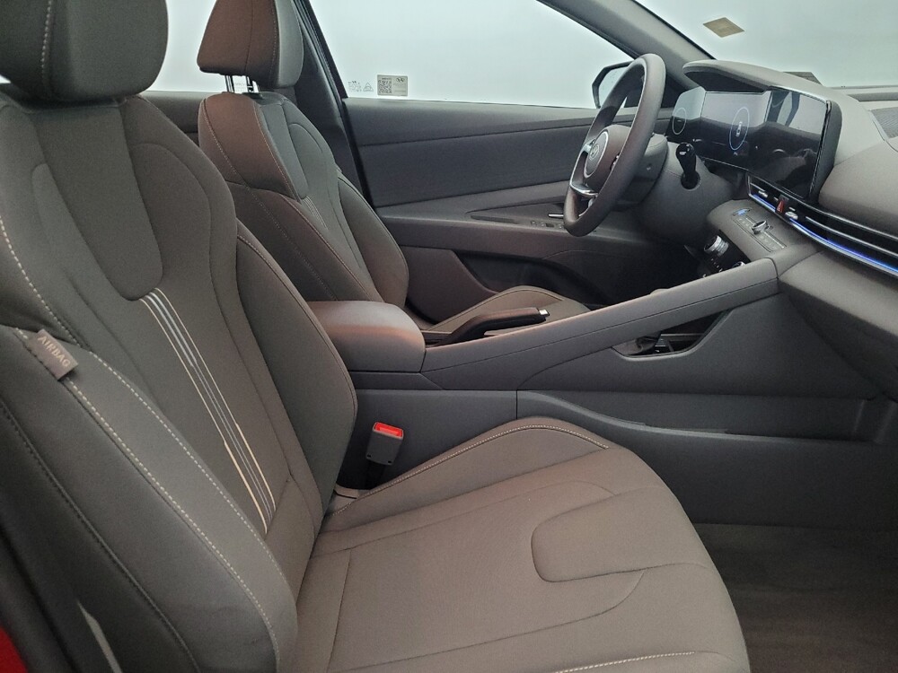 2024 Hyundai Elantra in Plymouth Meeting, PA 19462 - 18117273 21