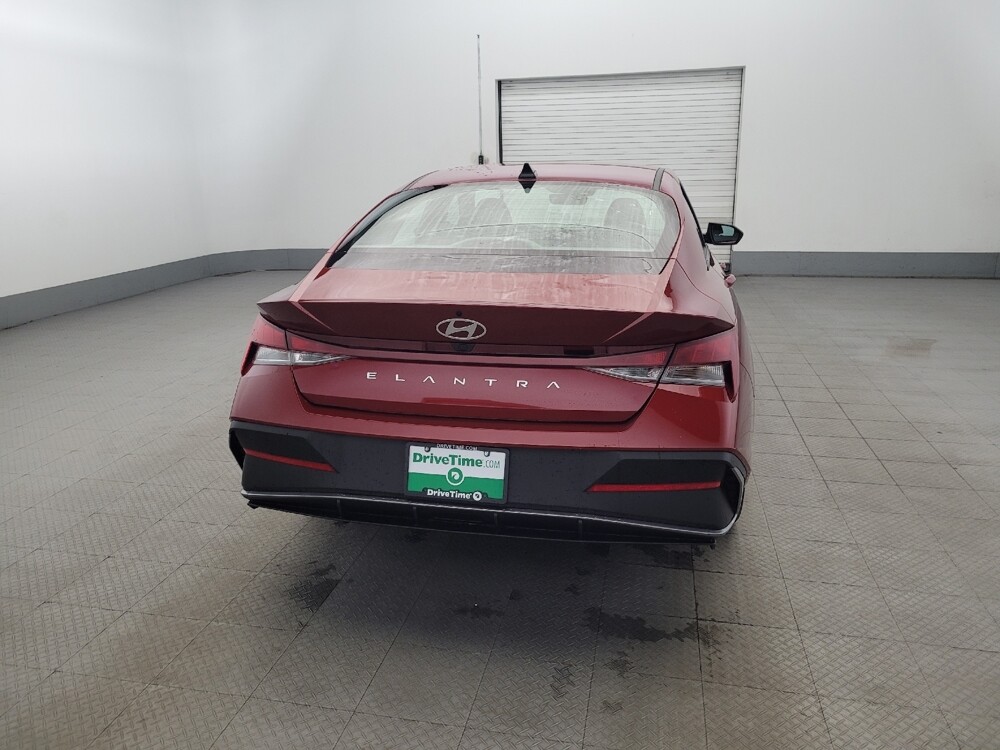 2024 Hyundai Elantra in Plymouth Meeting, PA 19462 - 18117273 7