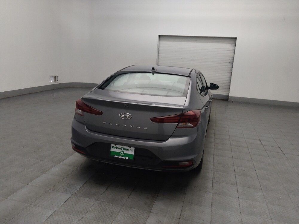 2019 Hyundai Elantra in Athens, GA 30606 - 18117276 7