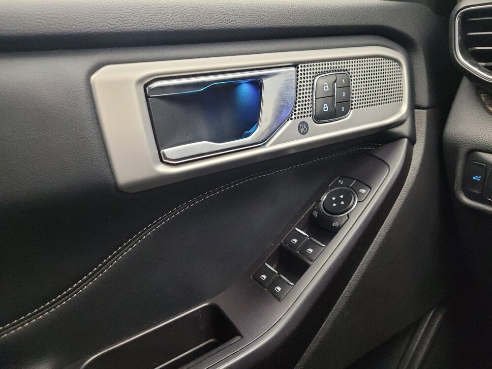 2020 Ford Explorer in Grand Rapids, MI 49508 - 18117278 27