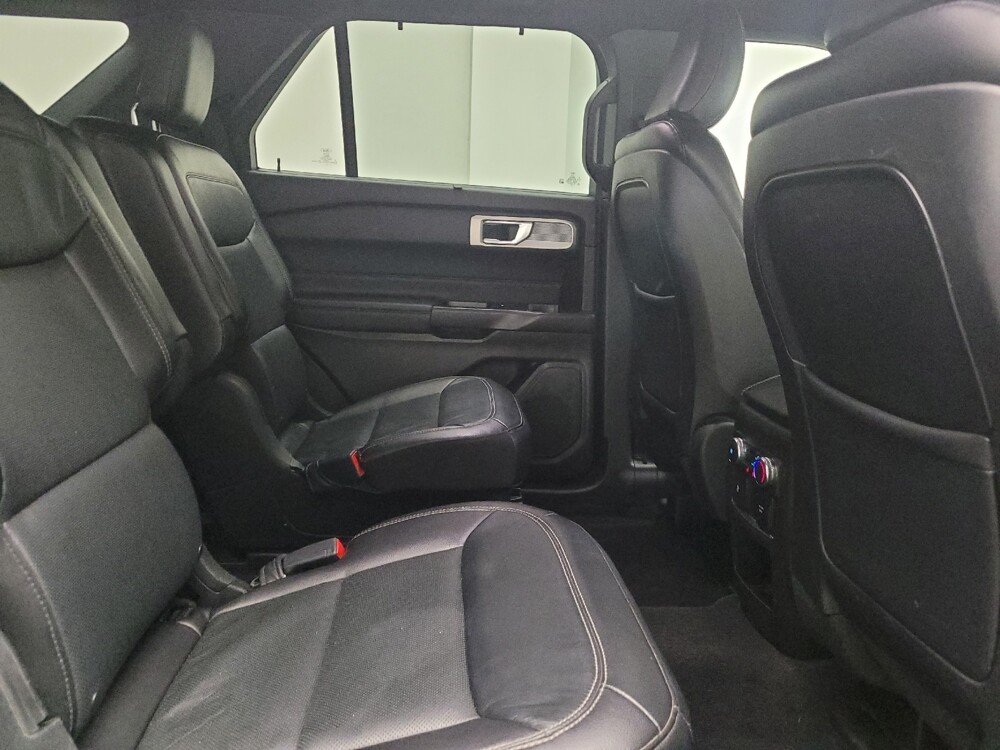 2020 Ford Explorer in Grand Rapids, MI 49508 - 18117278 19