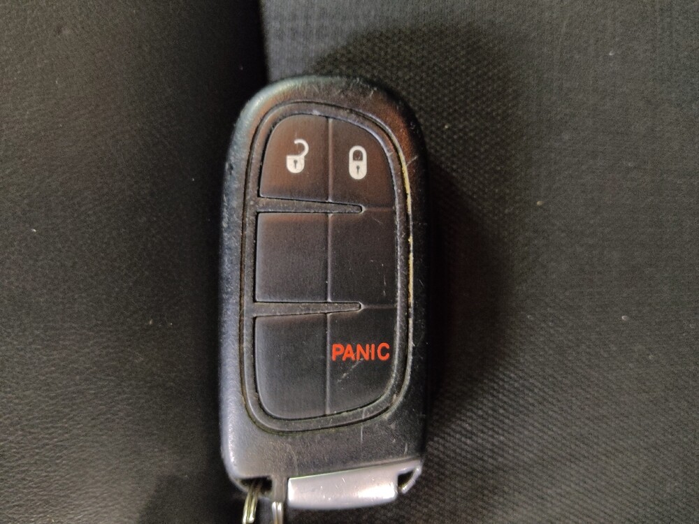 2018 Jeep Cherokee in Tampa, FL 33619 - 18117305 32