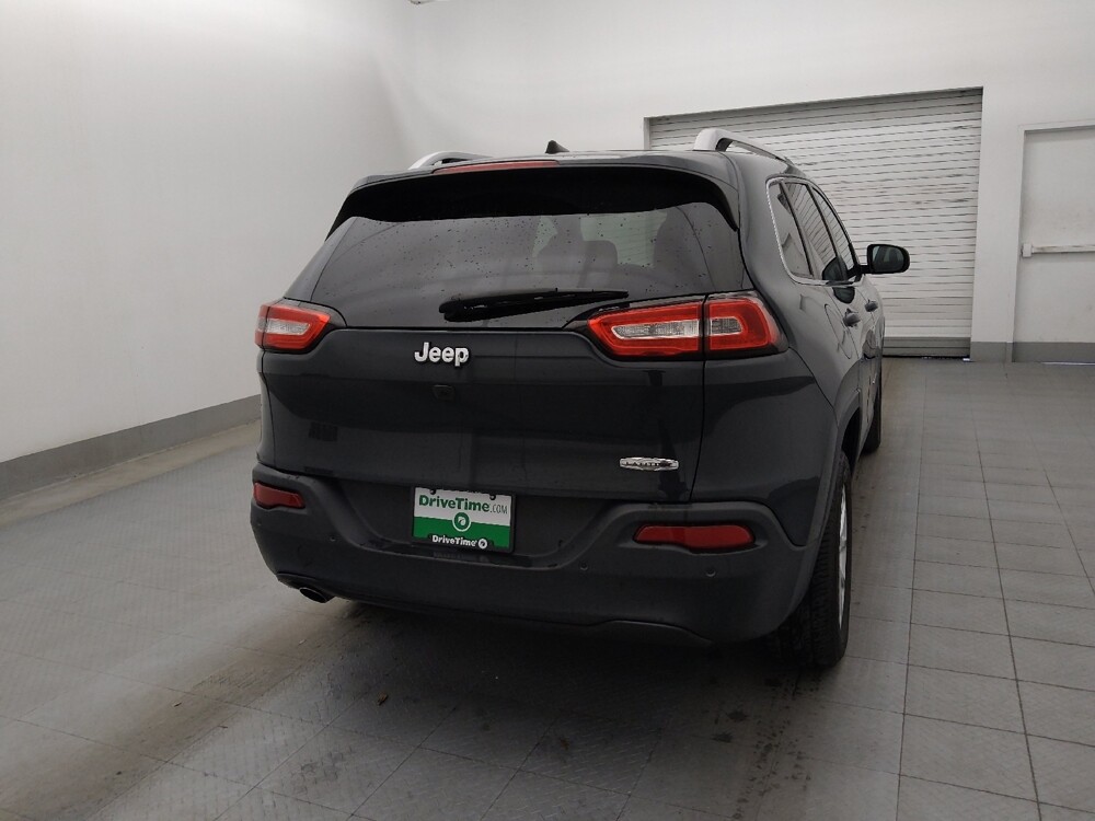 2018 Jeep Cherokee in Tampa, FL 33619 - 18117305 7