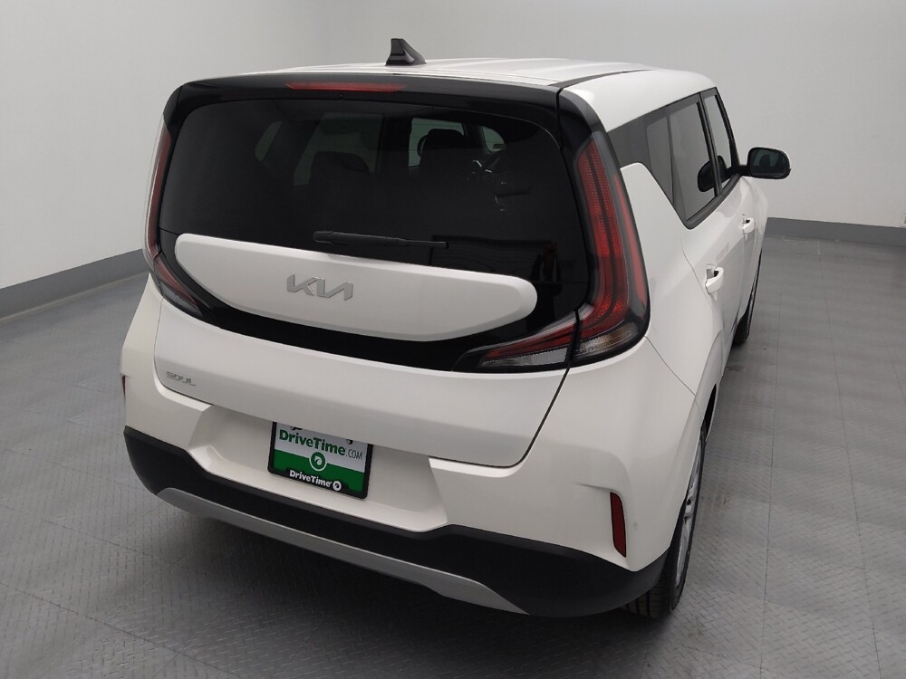 2024 Kia Soul in St. Louis, MO 63136 - 18117307 7