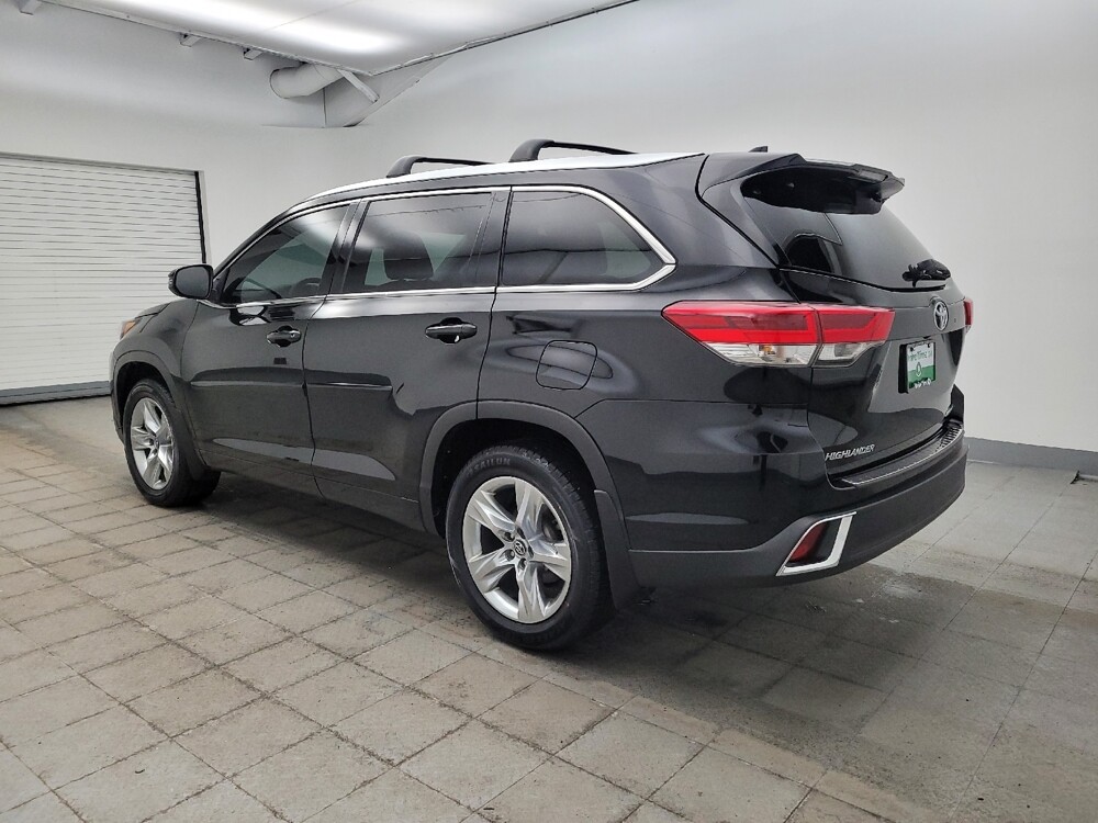 2019 Toyota Highlander in Toledo, OH 43617 - 18117325 3