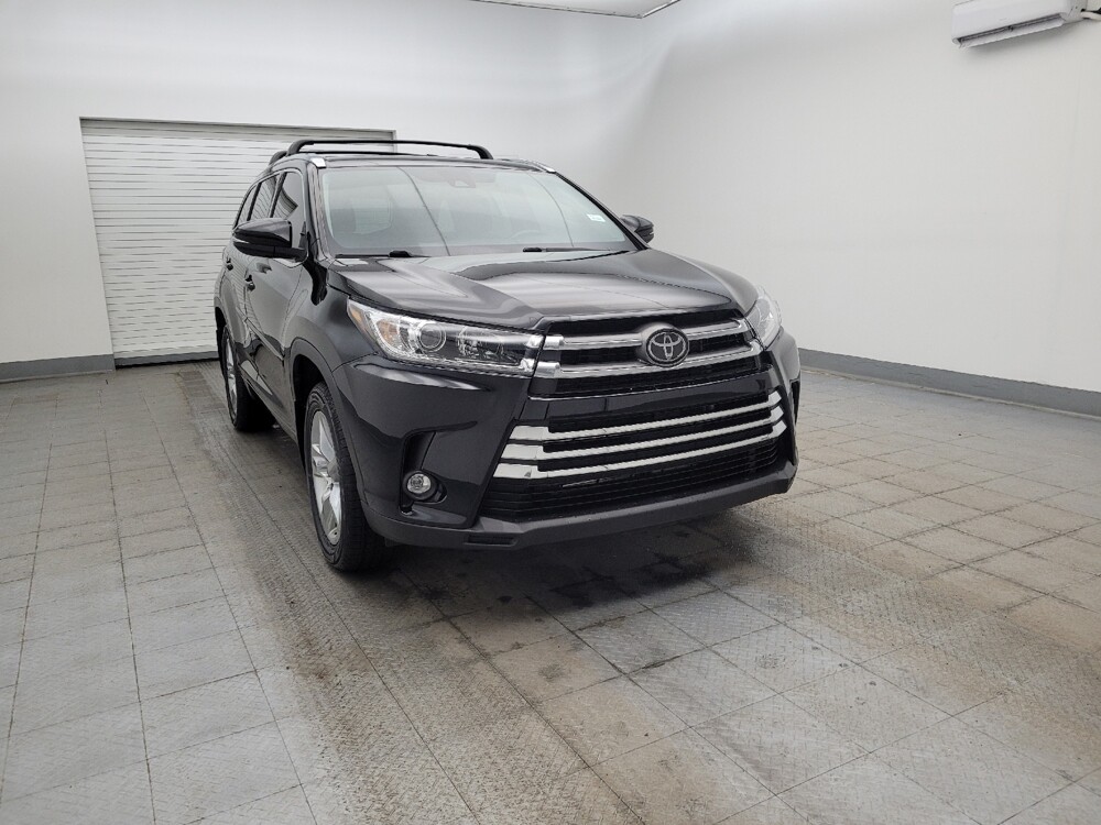 2019 Toyota Highlander in Toledo, OH 43617 - 18117325 14