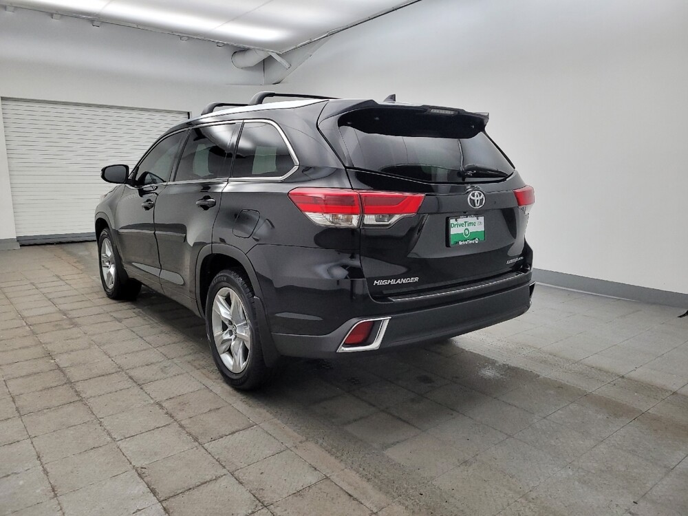 2019 Toyota Highlander in Toledo, OH 43617 - 18117325 5