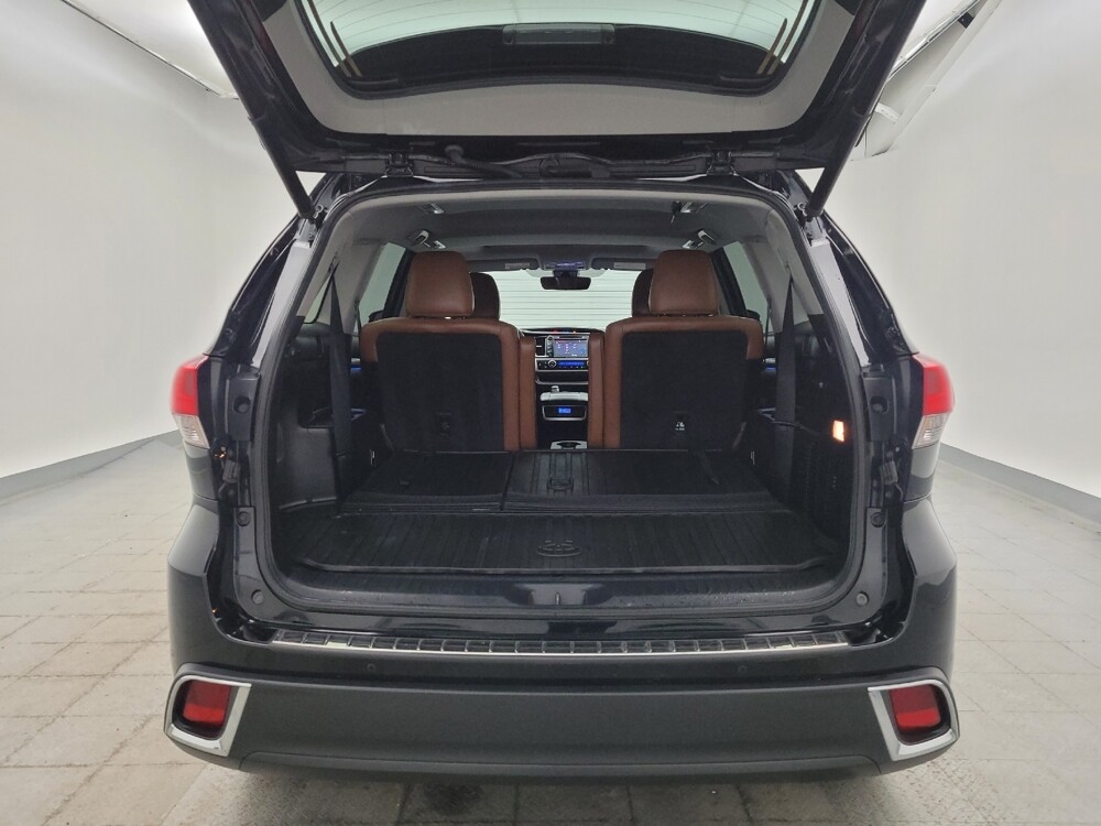 2019 Toyota Highlander in Toledo, OH 43617 - 18117325 29