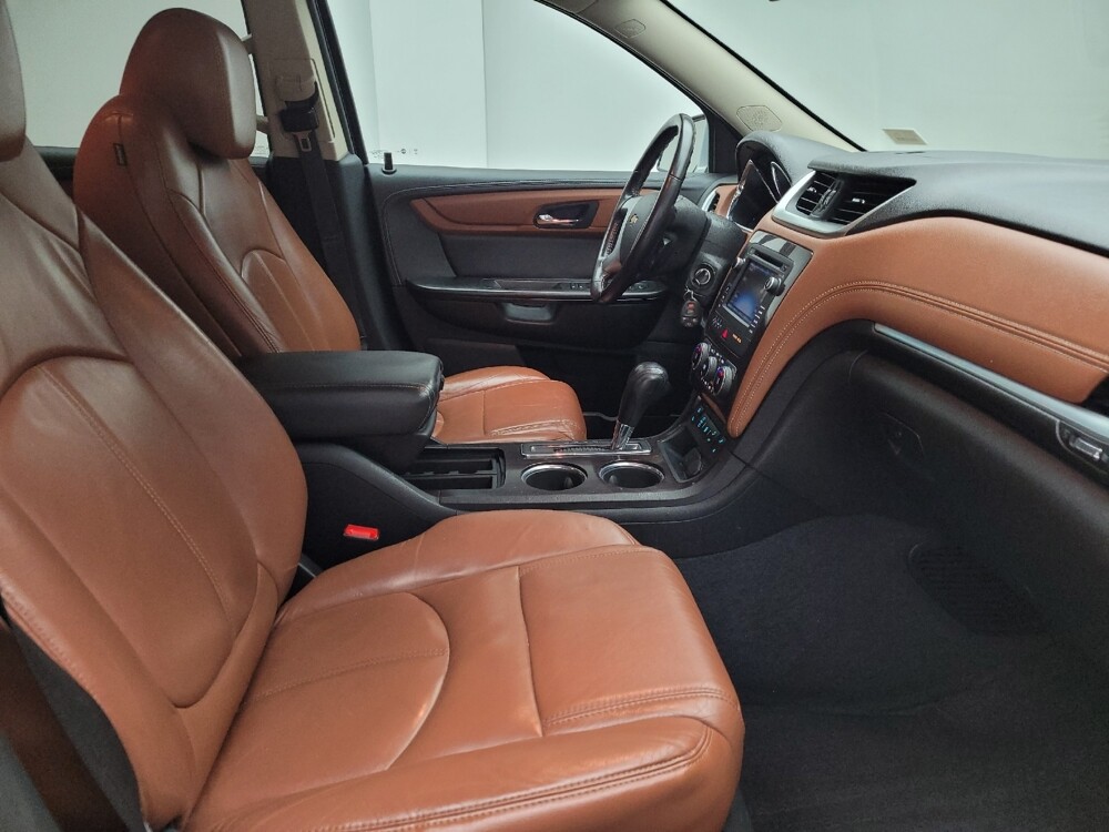 2017 Chevrolet Traverse in Taylor, MI 48180 - 18117327 21
