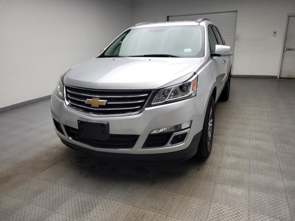 2017 Chevrolet Traverse in Taylor, MI 48180 - 18117327 15