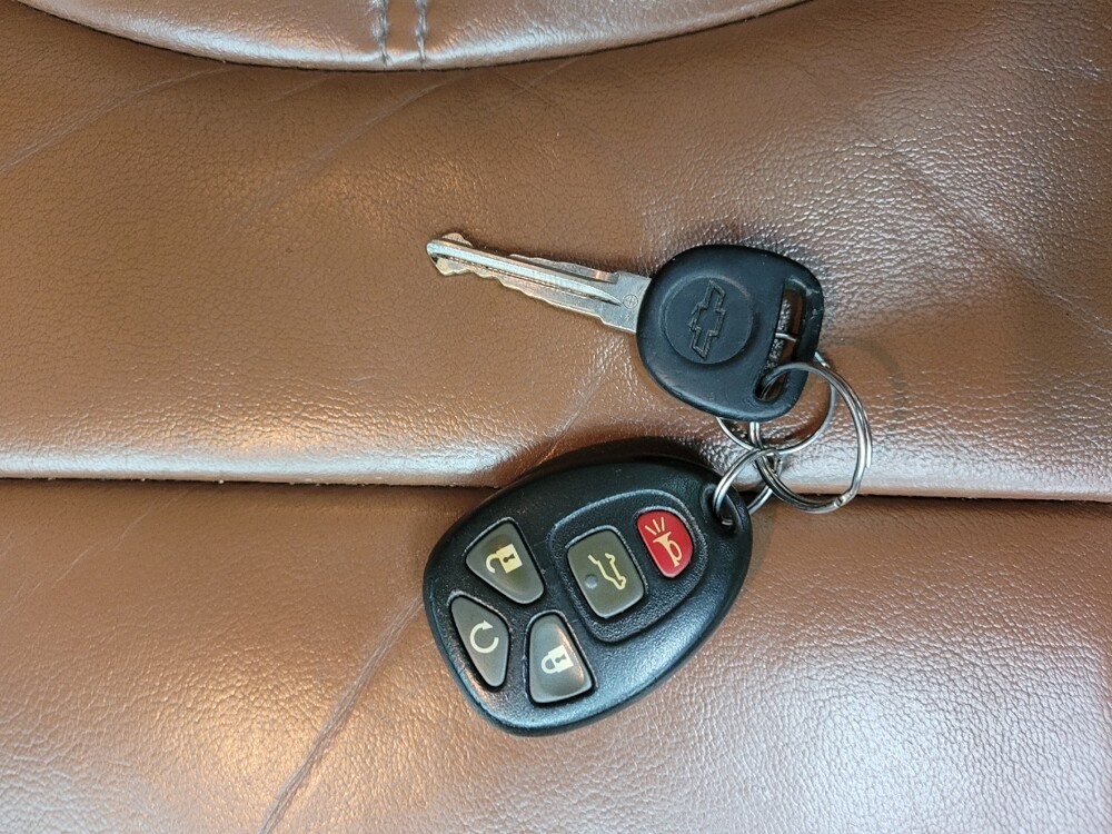 2017 Chevrolet Traverse in Taylor, MI 48180 - 18117327 32