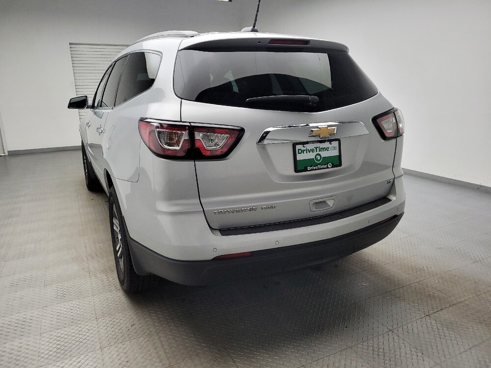 2017 Chevrolet Traverse in Taylor, MI 48180 - 18117327 6