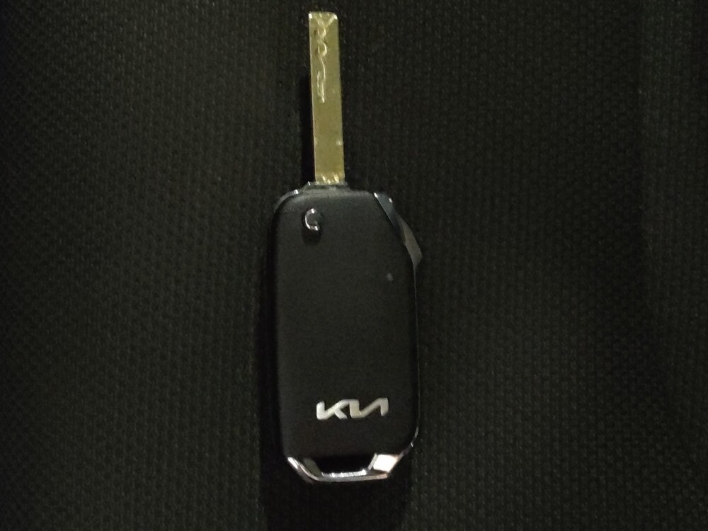 2023 Kia Forte in Jacksonville, FL 32210 - 18117328 32