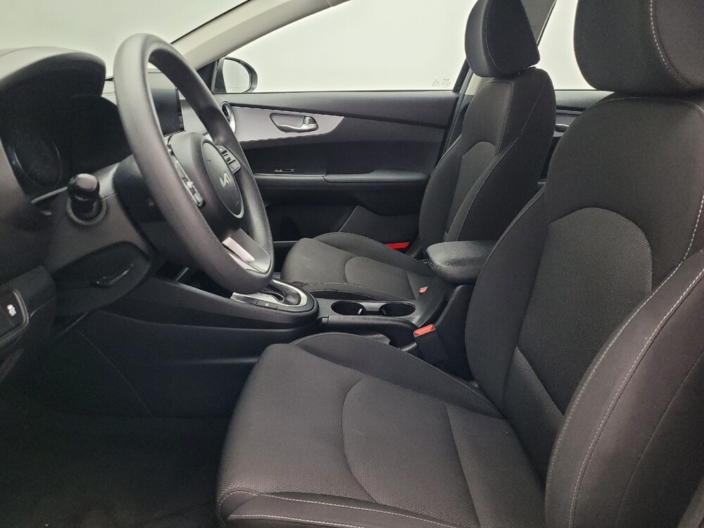 2023 Kia Forte in Jacksonville, FL 32210 - 18117328 17