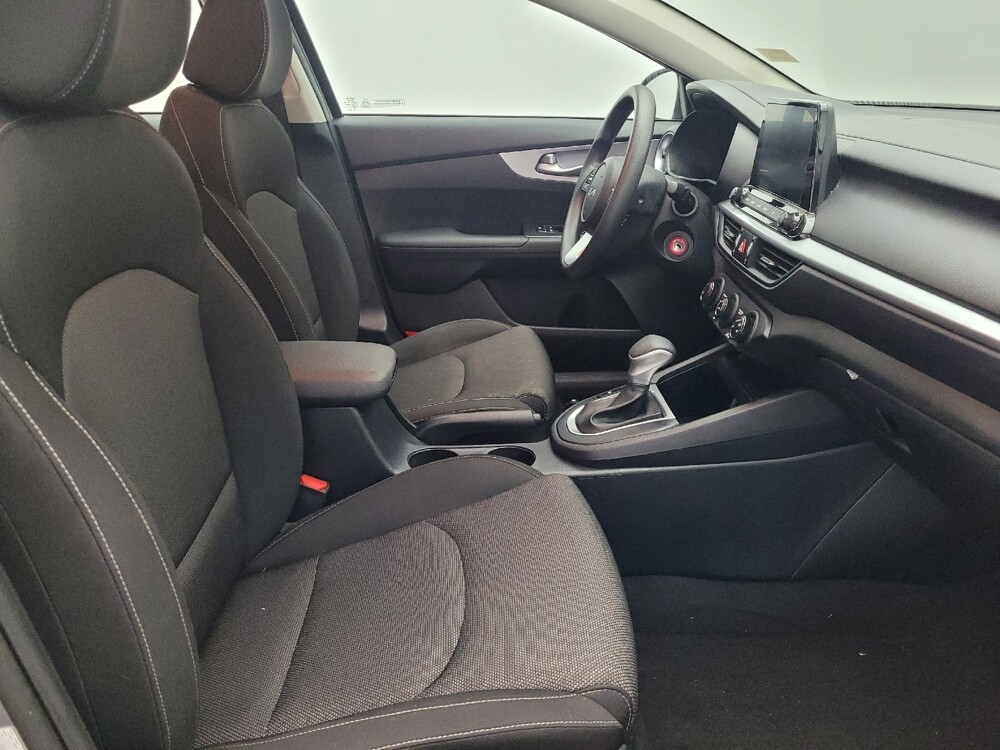 2024 Kia Forte in Jacksonville, FL 32210 - 18117331 21