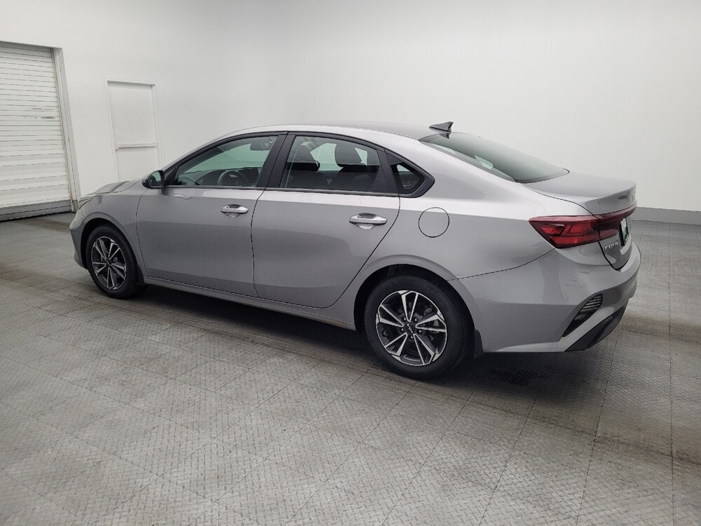 2024 Kia Forte in Jacksonville, FL 32210 - 18117331 3