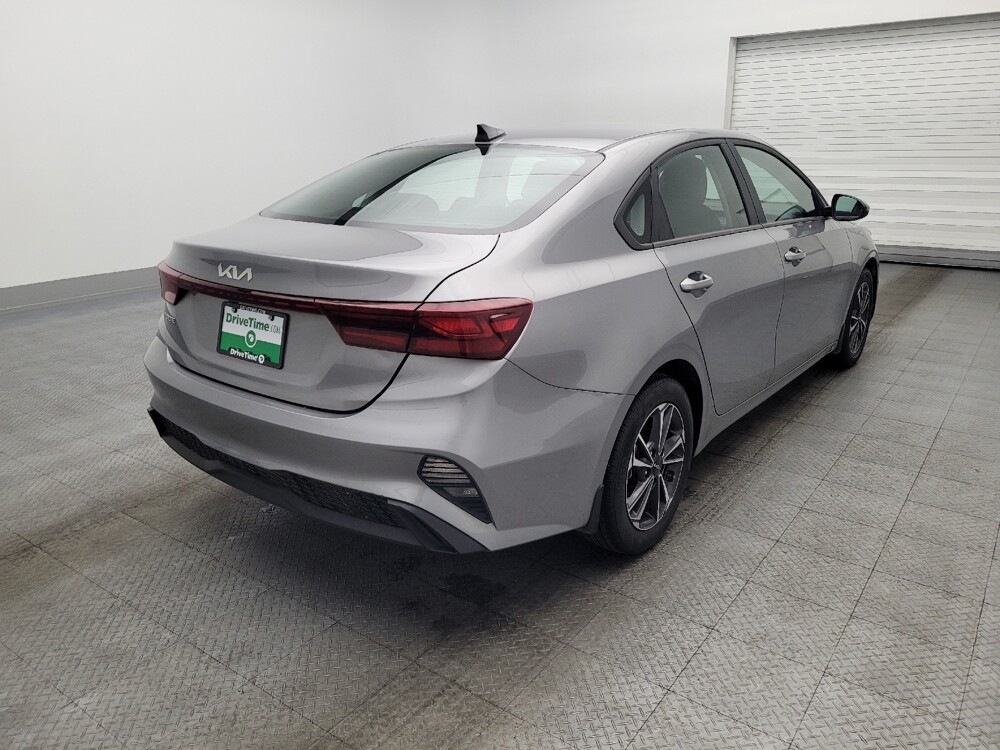 2024 Kia Forte in Jacksonville, FL 32210 - 18117331 9