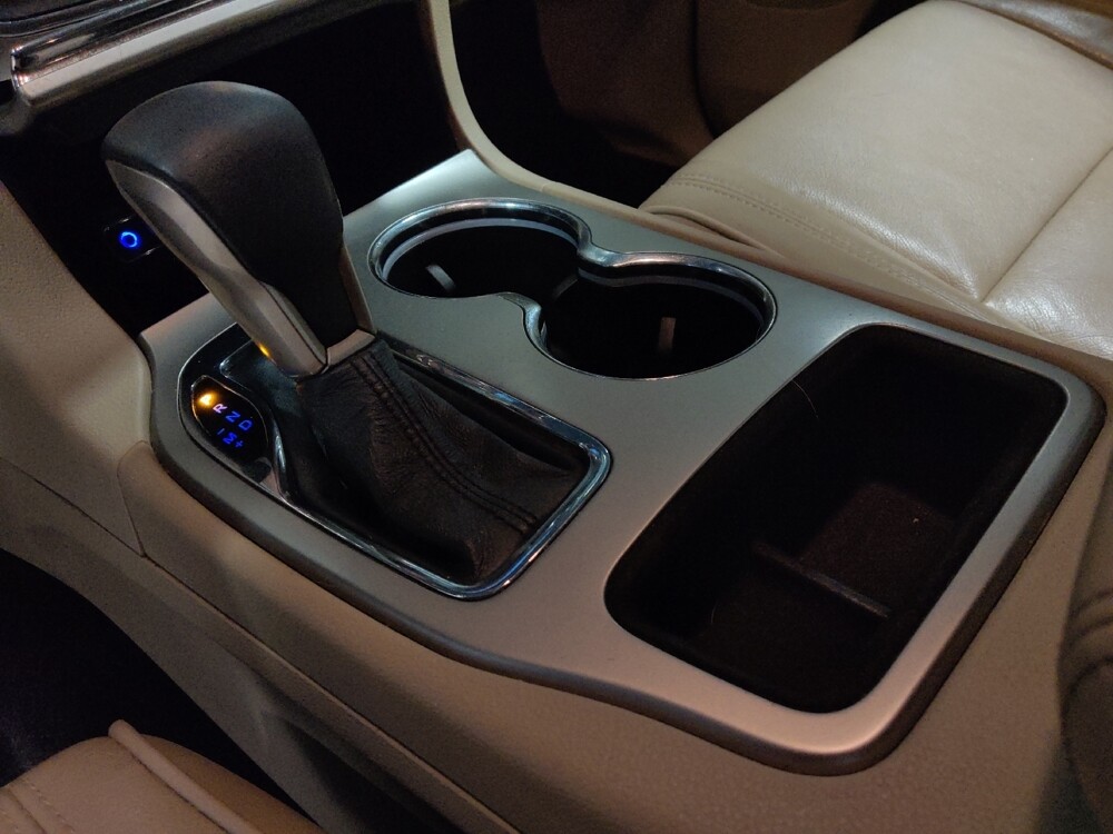 2016 Jeep Grand Cherokee in Glendale, AZ 85301 - 18117340 26