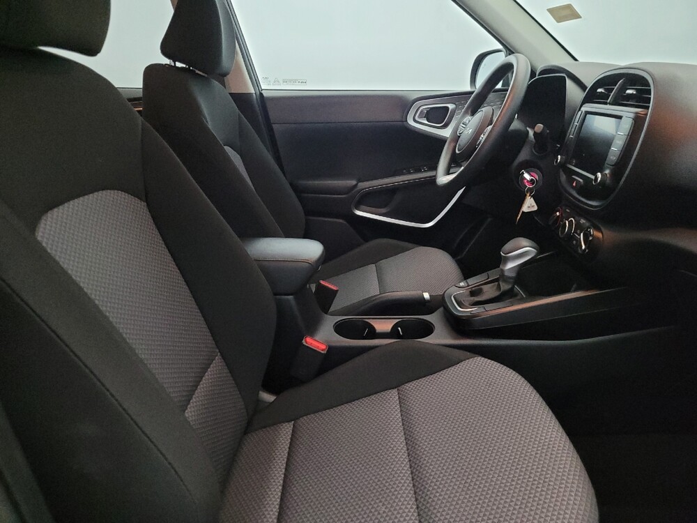 2023 Kia Soul in Pittsburgh, PA 15237 - 18117342 21