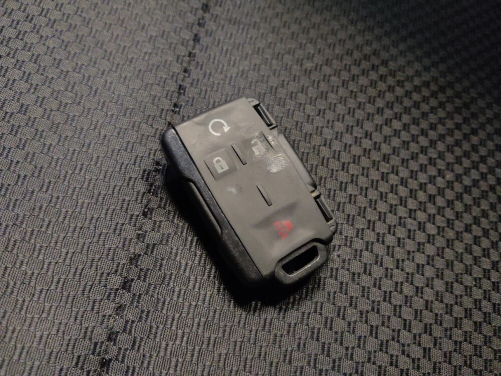 2016 GMC Sierra 1500 in Glendale, AZ 85301 - 18117344 32