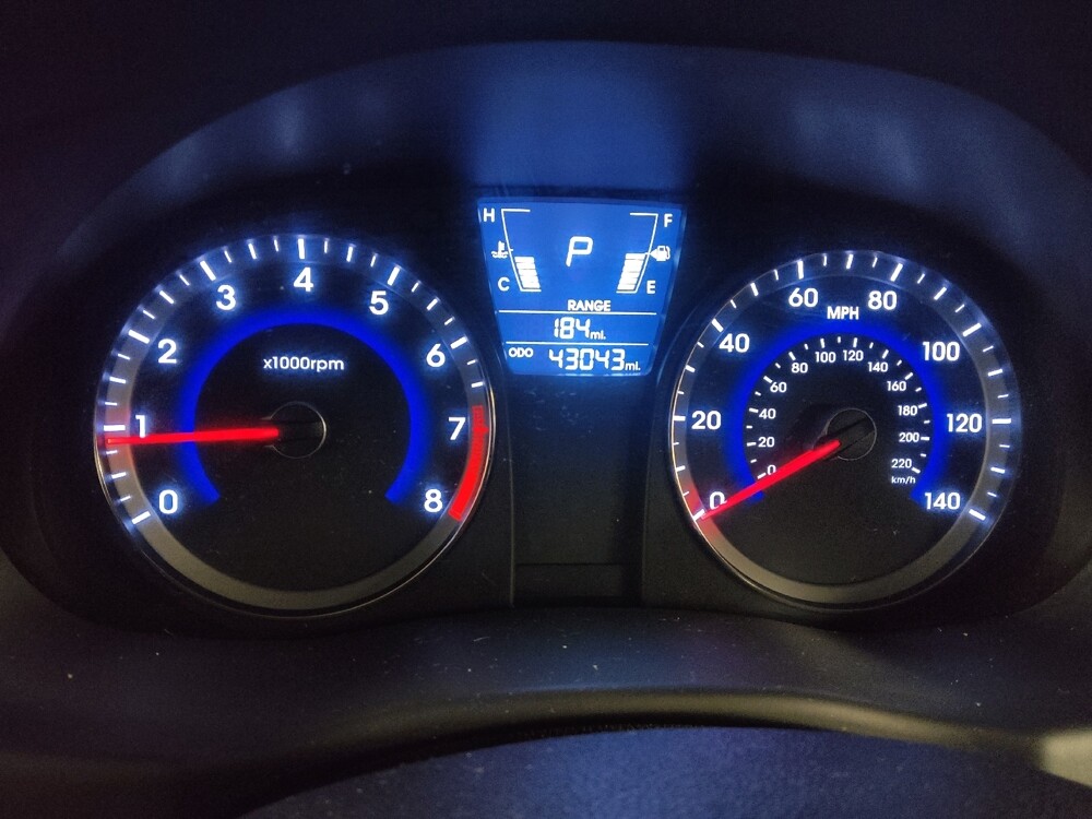 2014 Hyundai Accent in Duluth, GA 30096 - 18117346 23