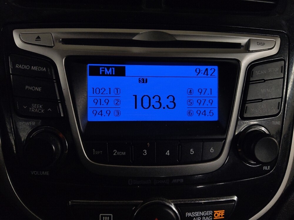 2014 Hyundai Accent in Duluth, GA 30096 - 18117346 25