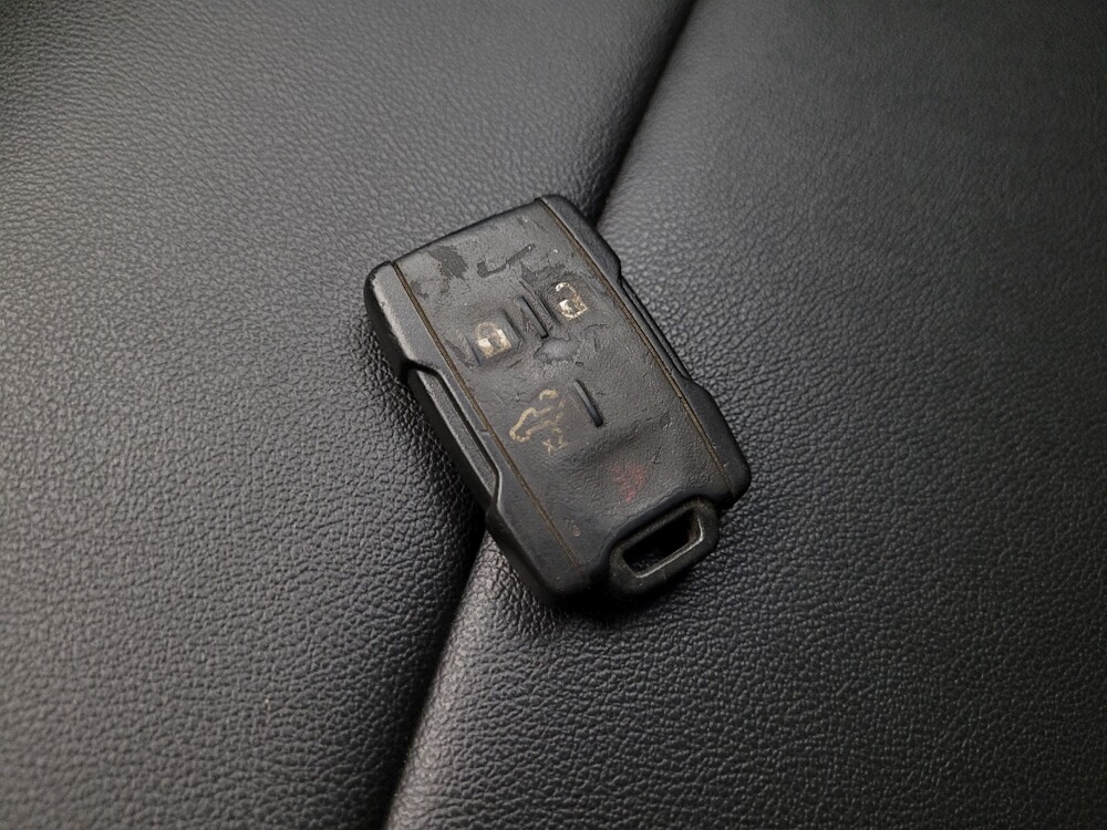 2020 Chevrolet Silverado 1500 in Glendale, AZ 85301 - 18117354 32