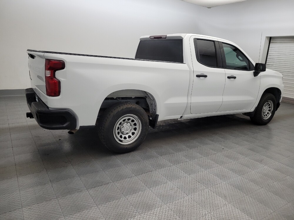2020 Chevrolet Silverado 1500 in Glendale, AZ 85301 - 18117354 10